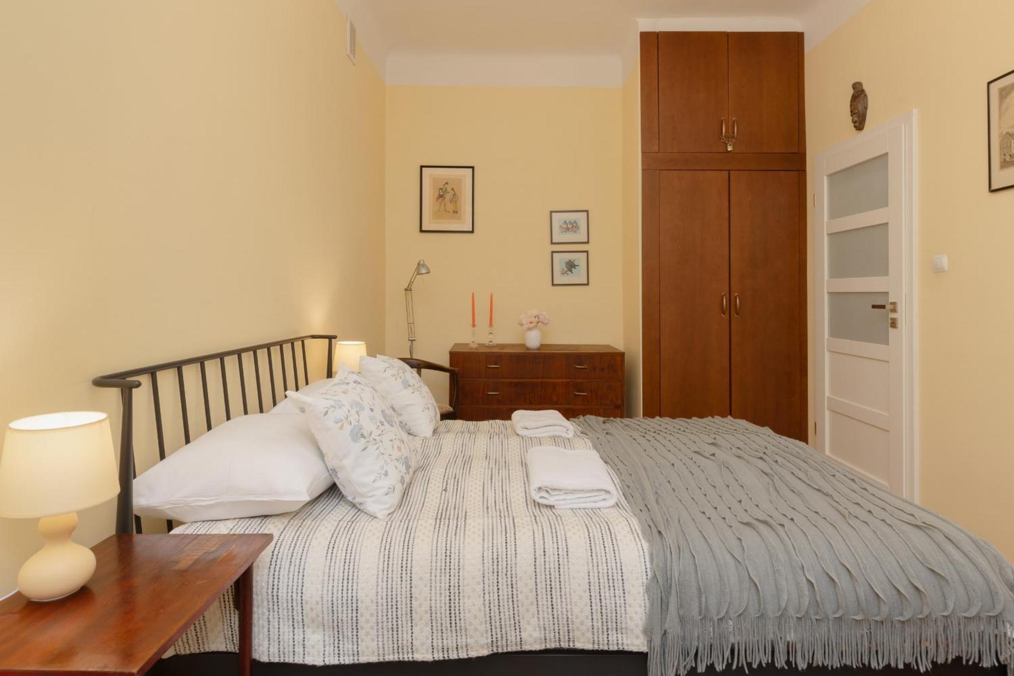 Warsaw New Town Square Apartment For 5 Guests By Noclegi Renters מראה חיצוני תמונה